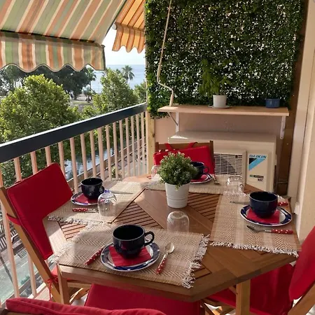 Vue Sur Mer - Magnifique Appartement Tout Confort - Terrasse Et Parking Prive Cagnes-sur-Mer Exterior photo